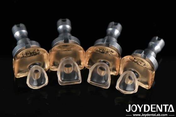 satın al Yüksek Biyolojik Uyumluluk Cam Porselen Diş Beyazlama için 0.3mm-0.8mm Seramik Finerler Çevrimiçi üretim